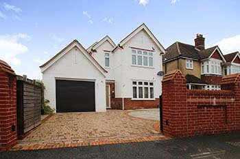 3 Bedroom Detached House for Sale in Southampton, Hampshire
