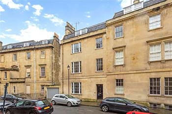 3 Bedroom Terraced House for Sale in Bath, Somerset