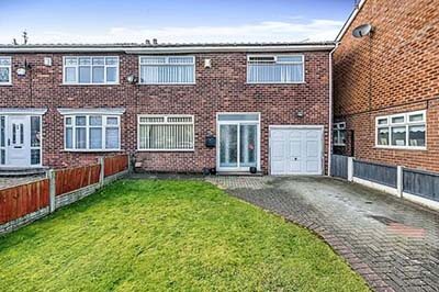 4 Bedroom Semi-detached House for Sale in Liverpool