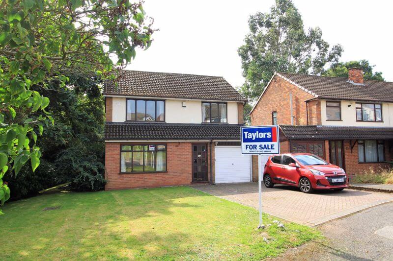 3 Bedroom House for Sale in Dingle View, Sedgley